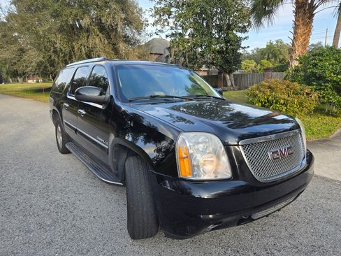 Used 2007 GMC Yukon XL Denali image 5