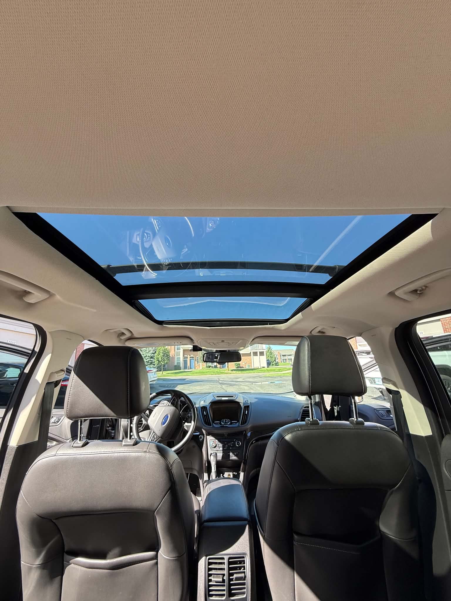 Used 2017 Ford Escape Titanium AWD/4WD image 10
