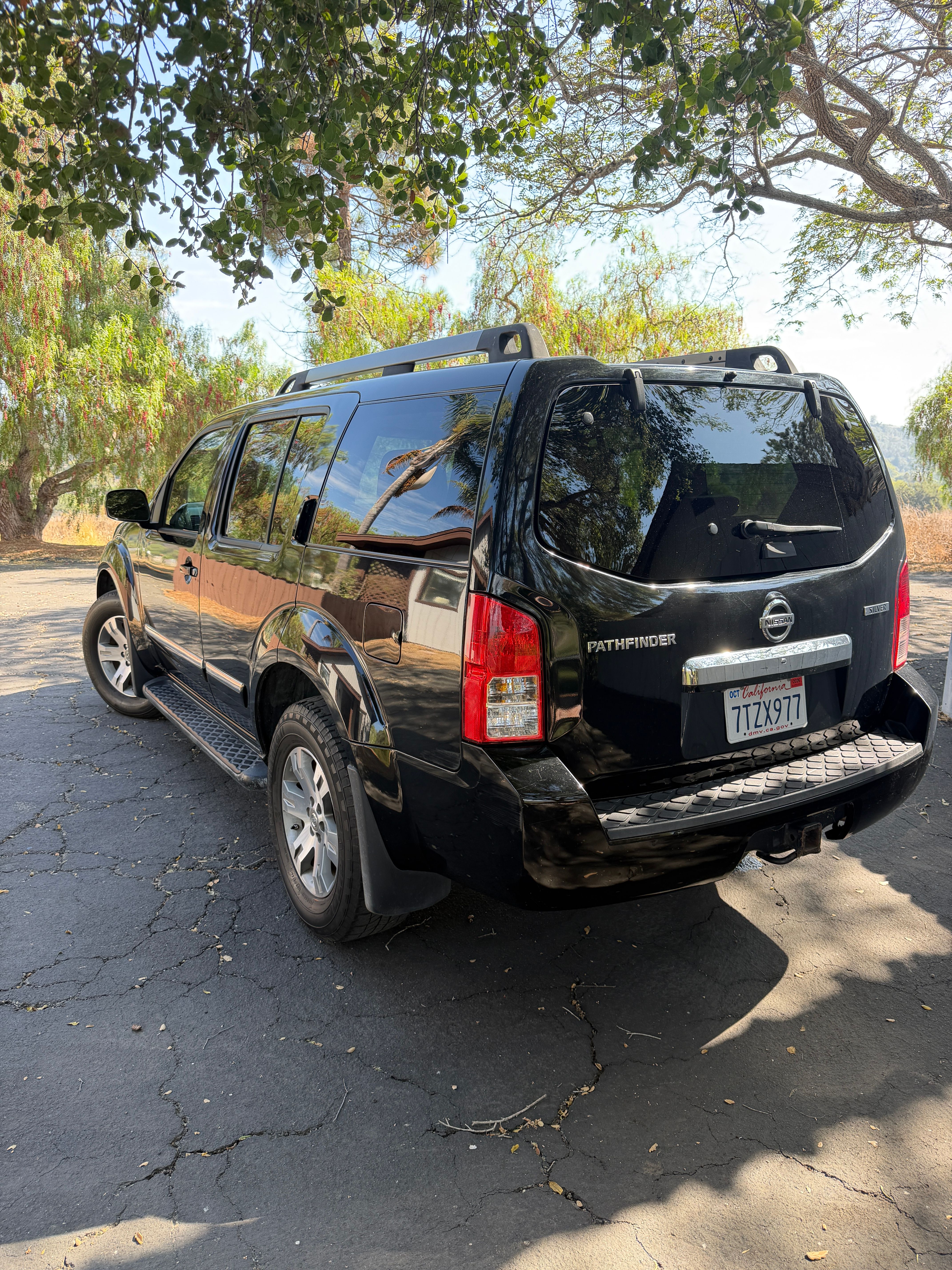 Used 2012 Nissan Pathfinder Silver RWD image 10