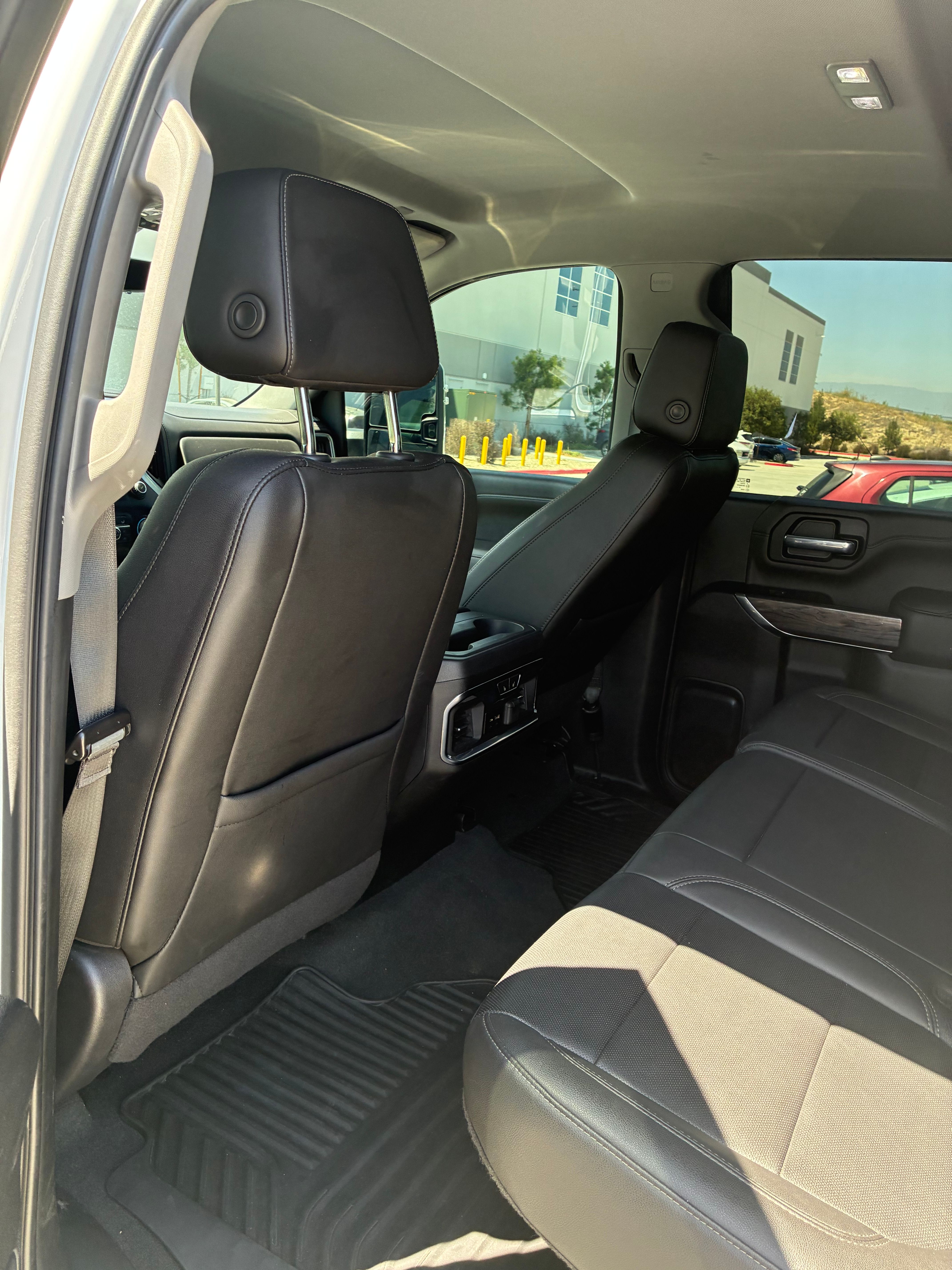 Used 2020 Chevrolet Silverado 2500 LTZ w/ LTZ Plus Package AWD/4WD image 9