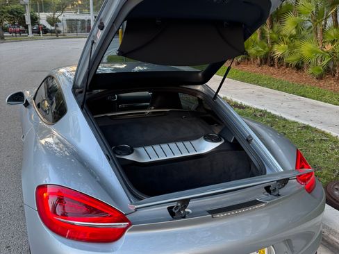 Used 2015 Porsche Cayman image 16