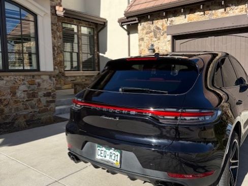 Used 2020 Porsche Macan S image 4