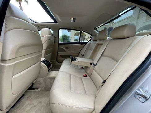 Used 2011 BMW 550i Sedan image 11