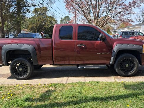 Used 2009 Chevrolet Silverado 1500 LT w/ Power Pack Plus image 4