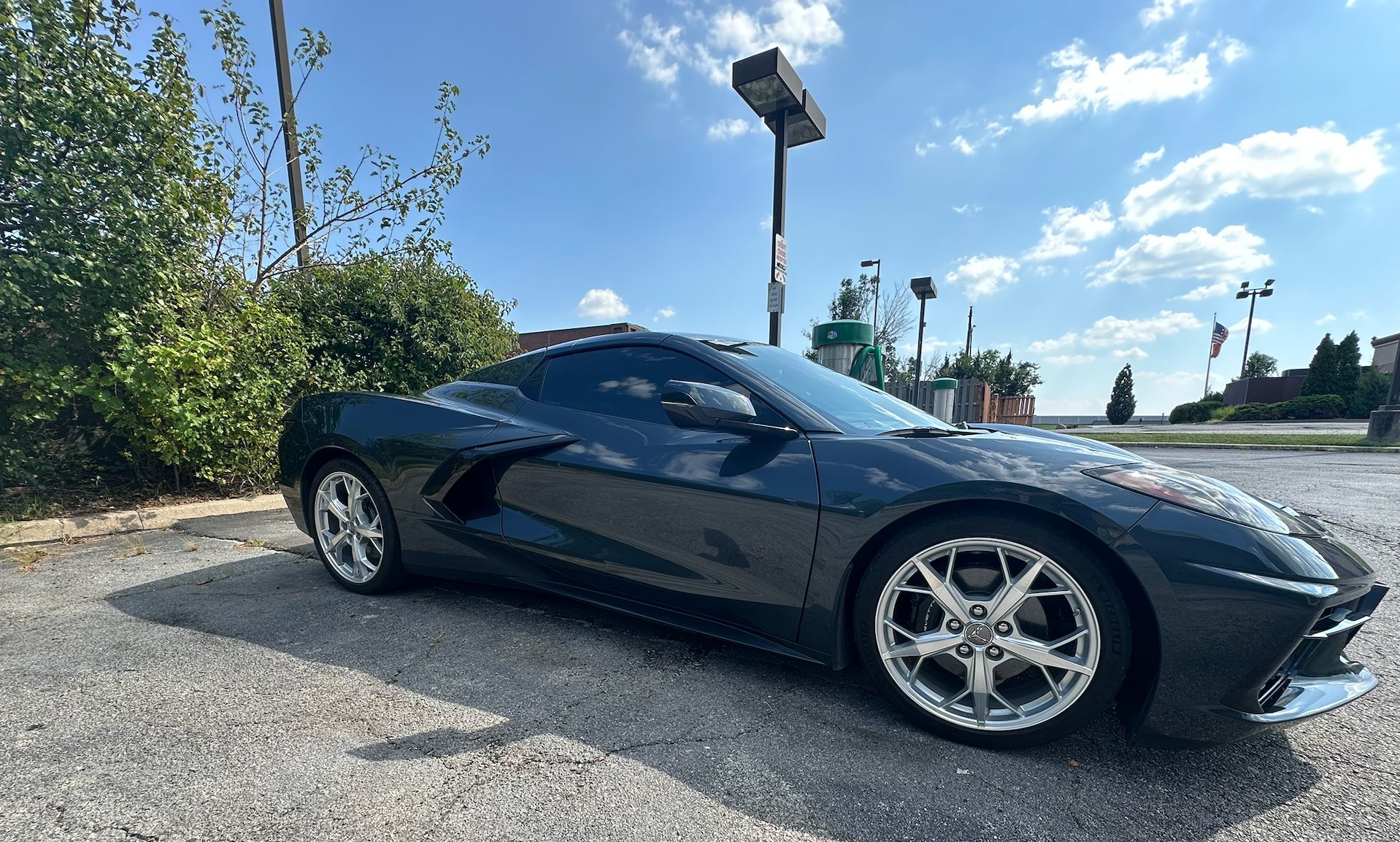 Used 2020 Chevrolet Corvette Stingray Preferred Conv w/ 2LT Preferred Equipment Group RWD image 2