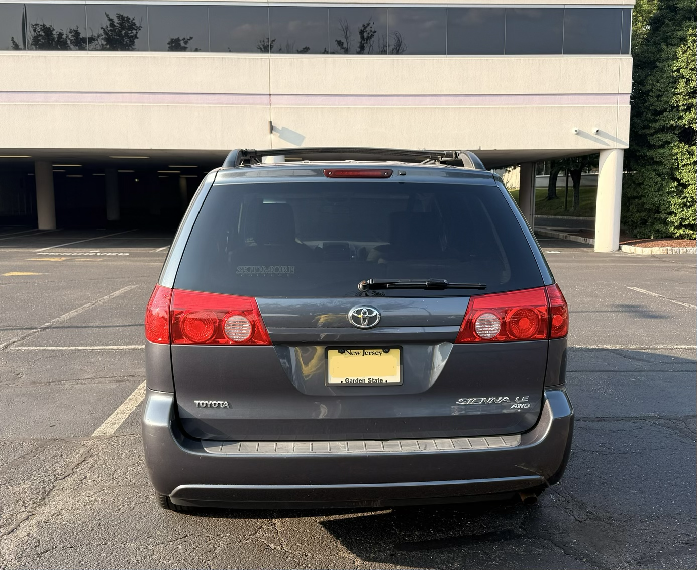 Used 2010 Toyota Sienna LE AWD/4WD image 11