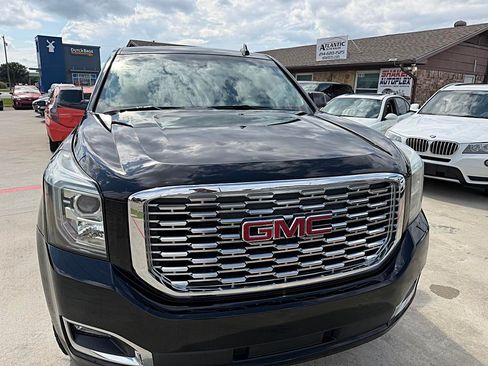 Used 2019 GMC Yukon Denali AWD/4WD image 13