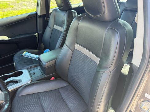 Used 2012 Toyota Camry SE FWD image 9