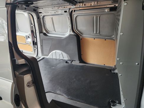 Used 2022 Ford Transit Connect XL w/ Trailer Tow Package image 19