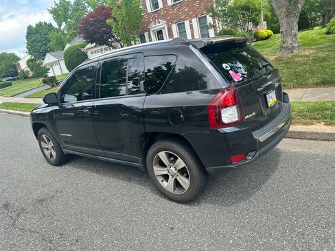 Used 2016 Jeep Compass High Altitude image 4