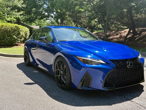 Used 2025 Lexus IS 500 RWD image 2