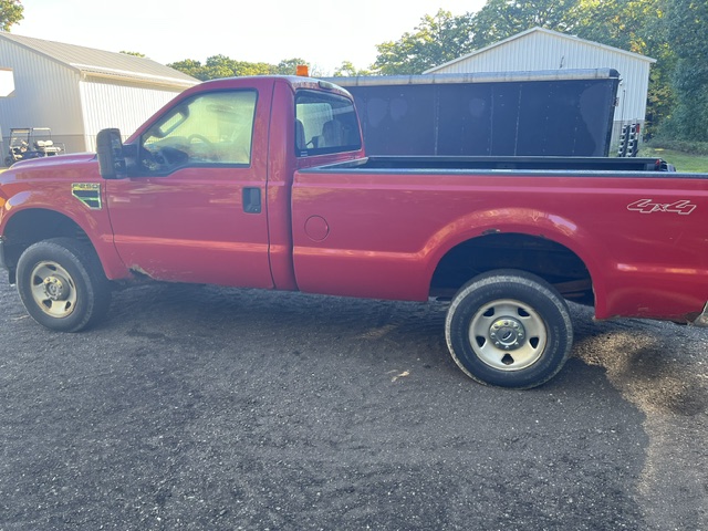 Used 2008 Ford F250 XL AWD/4WD image 5