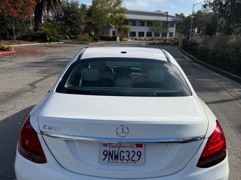 Used 2021 Mercedes-Benz C 300 Sedan image 14
