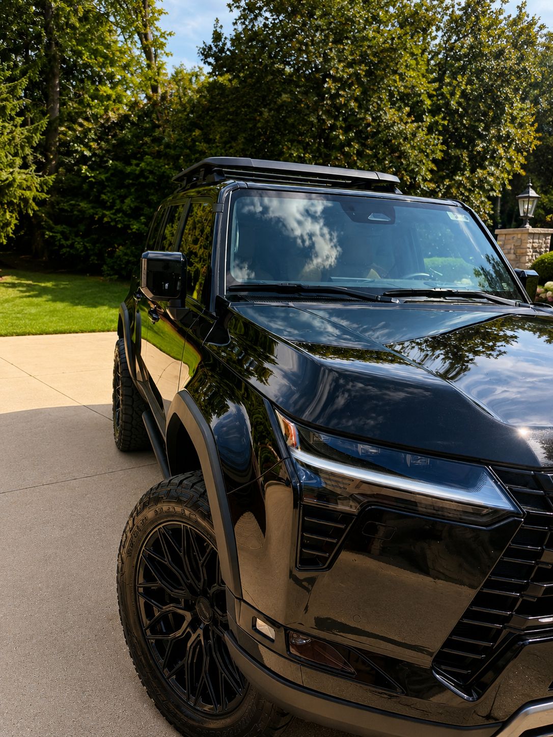 Used 2025 Lexus GX 550 w/ Accessory Package (32) AWD/4WD image 9