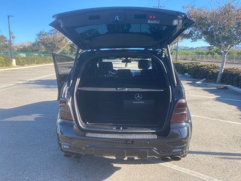 Used 2010 Mercedes-Benz ML 63 AMG 4MATIC image 12
