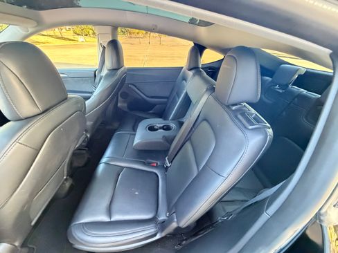 Used 2023 Tesla Model Y Long Range AWD/4WD image 17