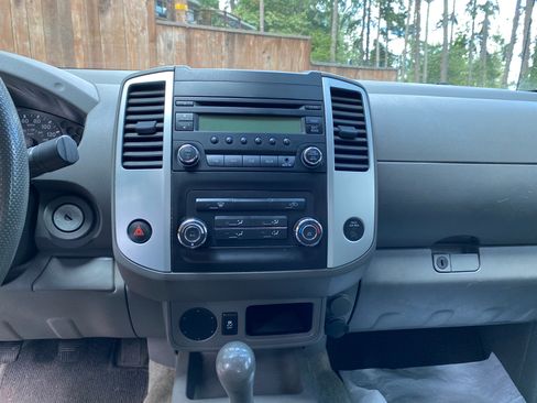 Used 2016 Nissan Frontier S w/ S Preferred Package RWD image 16
