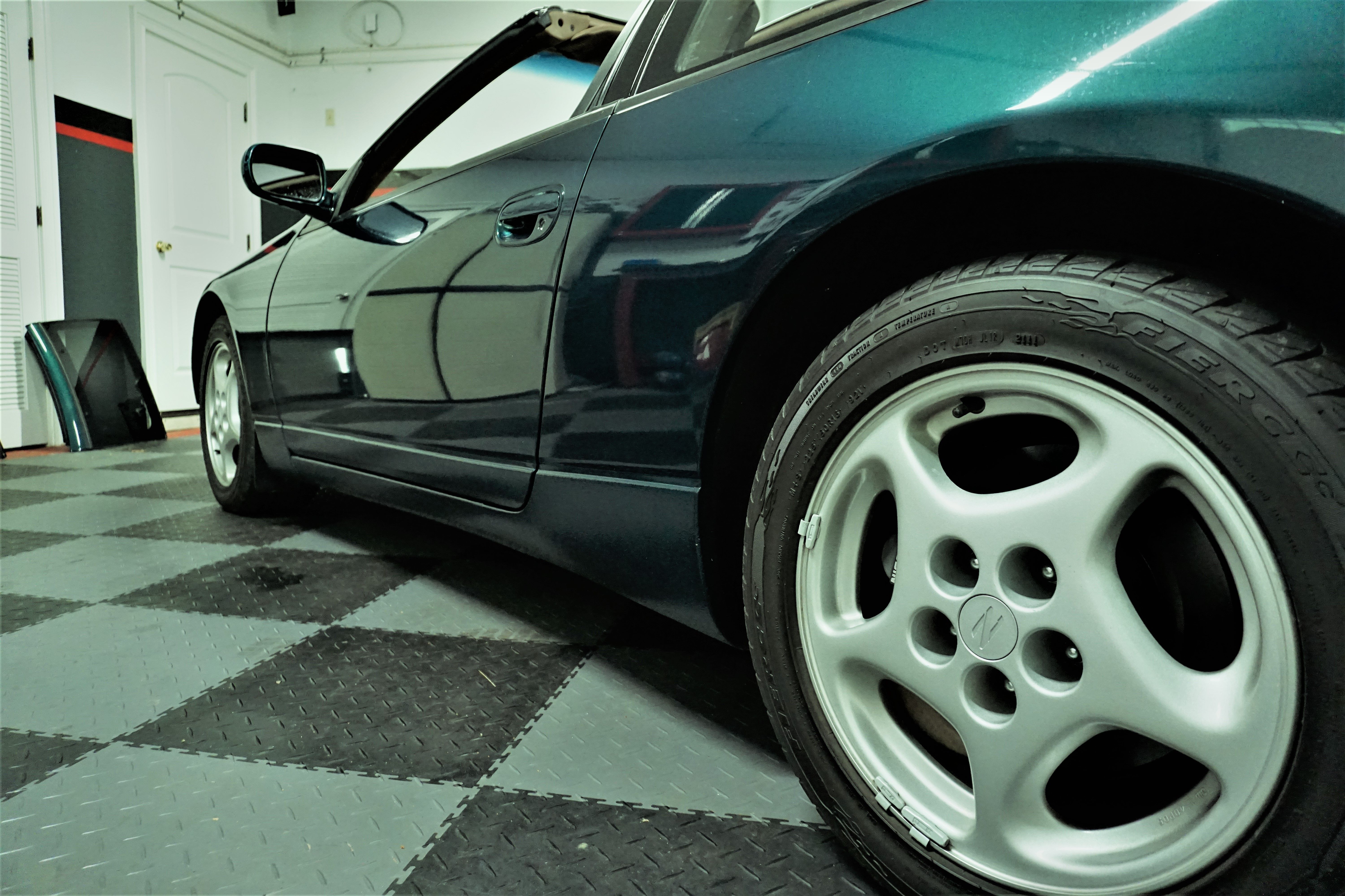 Used 1995 Nissan 300ZX 2+2 Hatchback RWD image 1