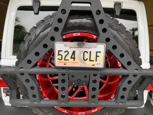 Used 2019 Jeep Wrangler Unlimited Sahara image 4