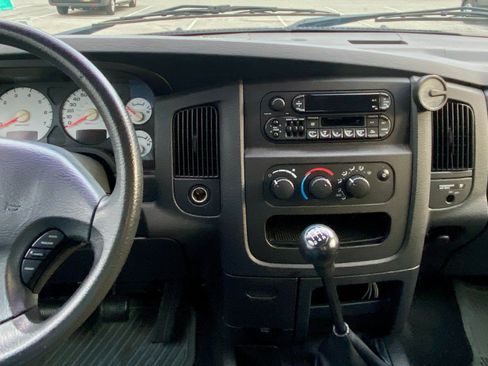 Used 2002 Dodge Ram 1500 Truck 2WD Regular Cab image 13