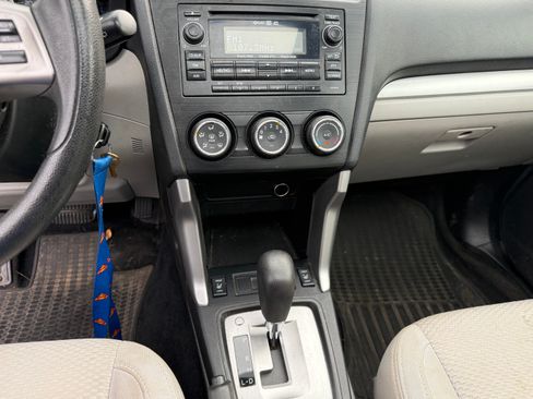 Used 2014 Subaru Forester 2.5i Premium w/ Protection Package #1 AWD/4WD image 17