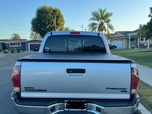 Used 2006 Toyota Tacoma PreRunner image 9