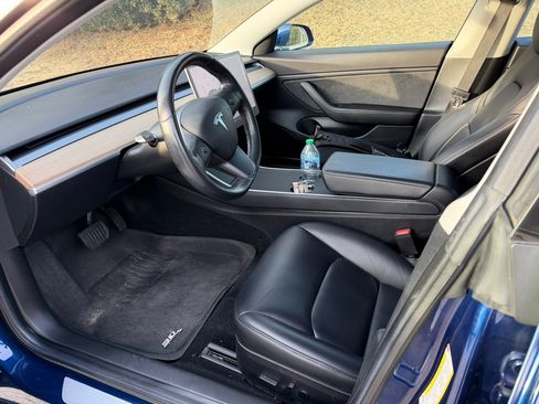 Used 2018 Tesla Model 3 Long Range image 10