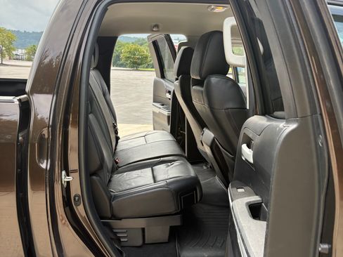 Used 2019 Toyota Tundra Limited AWD/4WD image 11