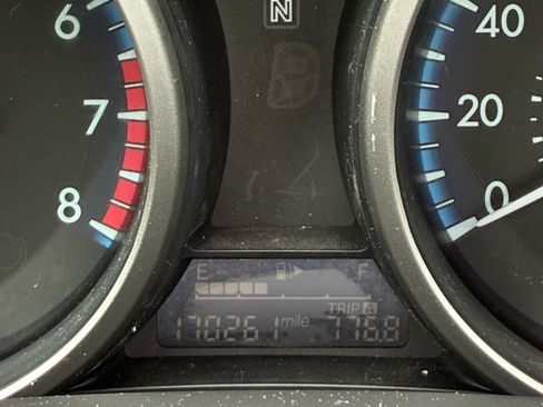 Used 2013 MAZDA MAZDA3 i Sport FWD image 10