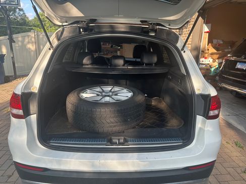 Used 2016 Mercedes-Benz GLC 300 4MATIC image 8