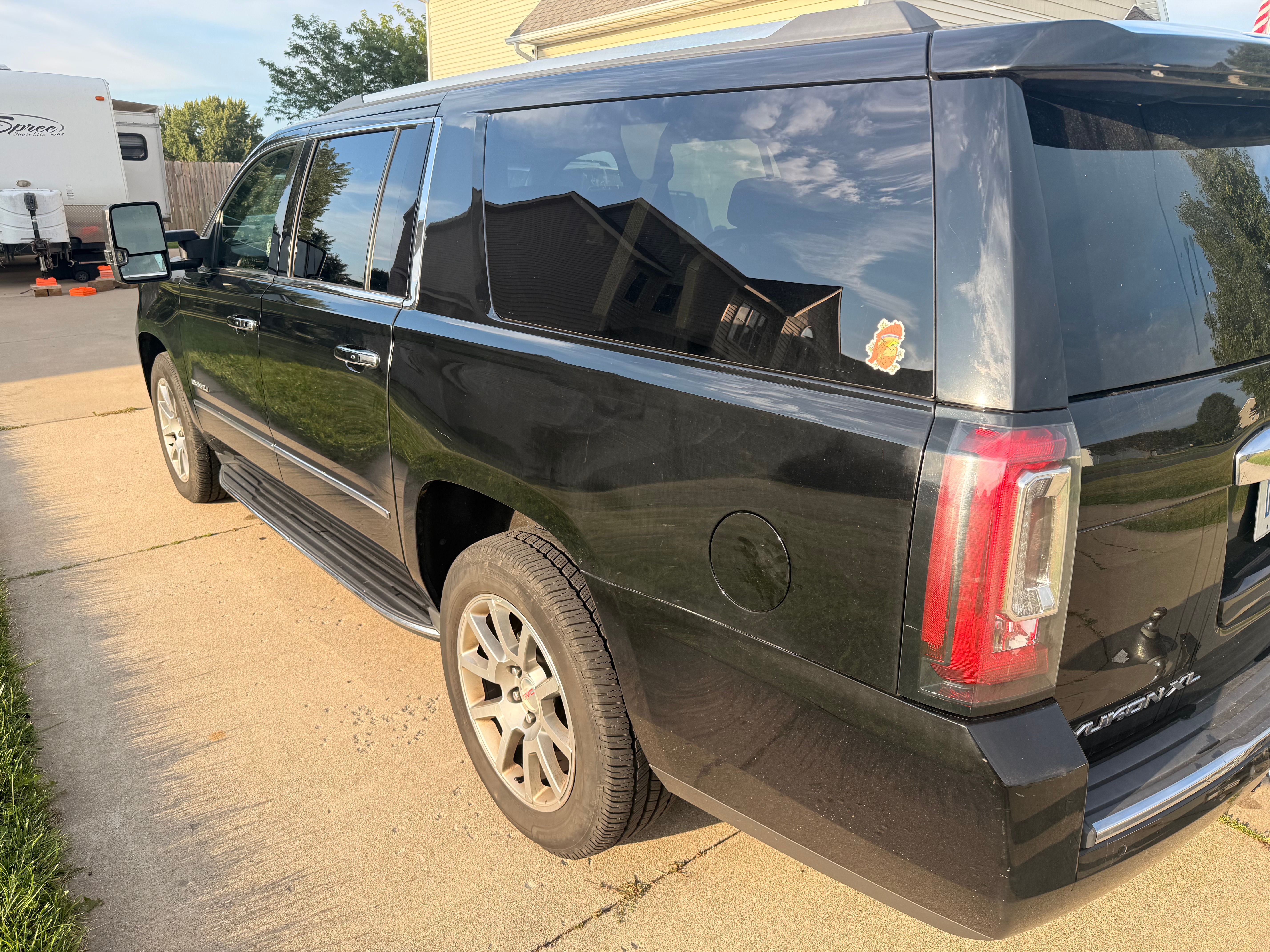 Used 2020 GMC Yukon XL Denali AWD/4WD image 4