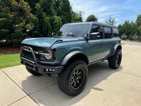 Used 2022 Ford Bronco Wildtrak image 9