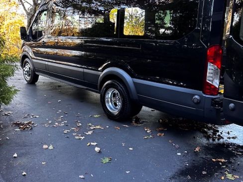 Used 2020 Ford Transit 350 XLT image 8