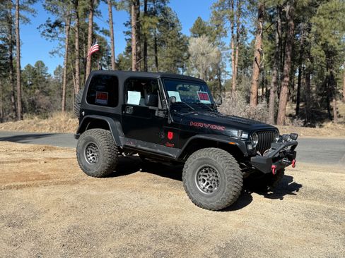 Used 1999 Jeep Wrangler Sahara image 14