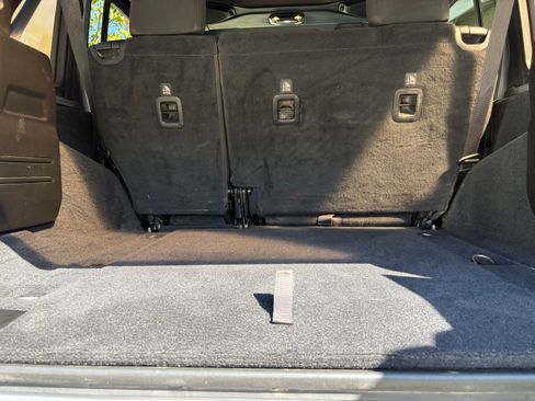 Used 2019 Jeep Wrangler Unlimited Sport S image 8