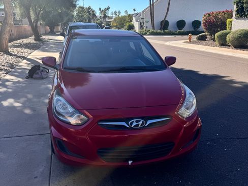 Used 2014 Hyundai Accent GS image 6