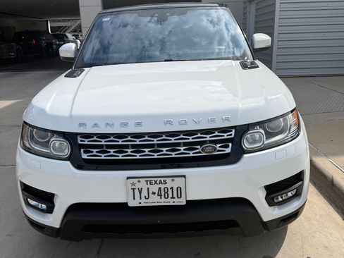 Used 2017 Land Rover Range Rover Sport SE image 8
