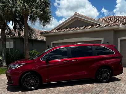 Used 2021 Toyota Sienna XSE