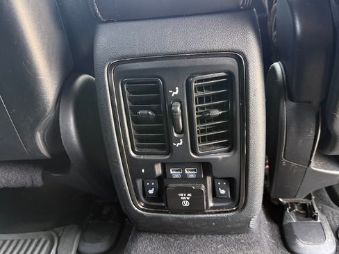 Used 2020 Dodge Durango GT AWD/4WD image 15