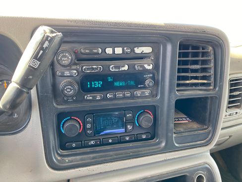 Used 2003 Chevrolet Silverado 3500 LS image 13