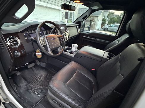 Used 2015 Ford F350 4x4 Crew Cab Super Duty image 10