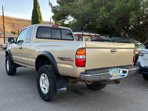 Used 2004 Toyota Tacoma 4x4 Xtracab V6 image 6