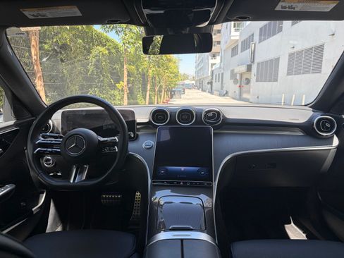 Used 2023 Mercedes-Benz C 300 Sedan image 12