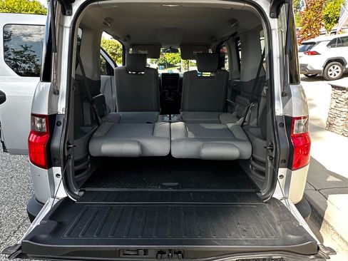Used 2009 Honda Element LX image 19