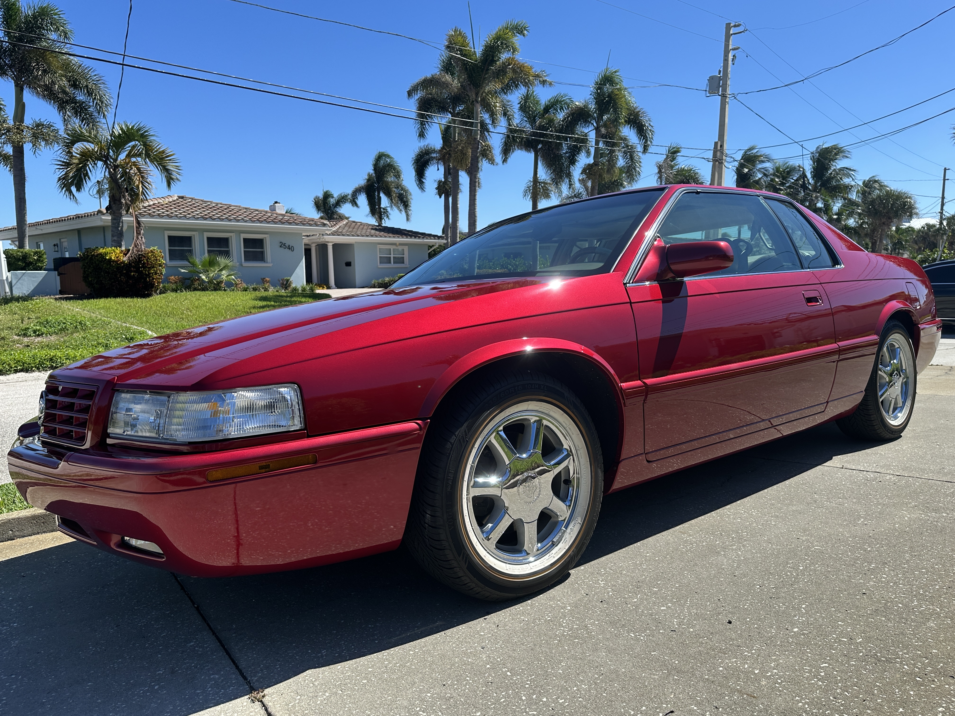 Used 2001 Cadillac Eldorado Touring FWD image 9