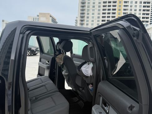 Used 2014 Ford F150 XLT w/ Equipment Group 302A Luxury AWD/4WD image 13