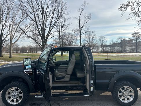 Used 2008 Ford F250 Lariat image 11