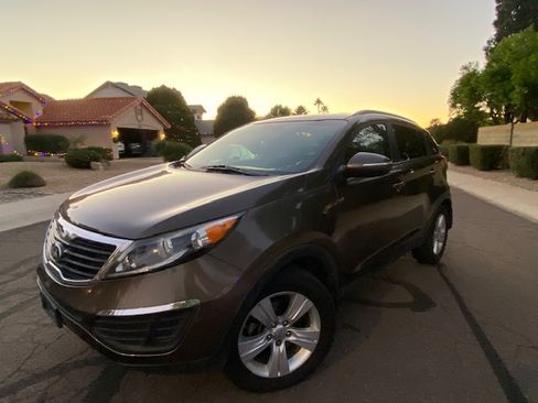 Used 2013 Kia Sportage LX w/ Convenience Pkg image 4