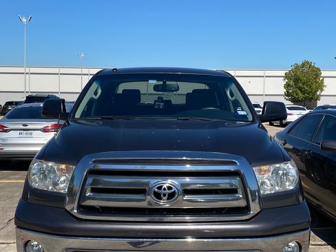 Used 2013 Toyota Tundra 2WD CrewMax image 2