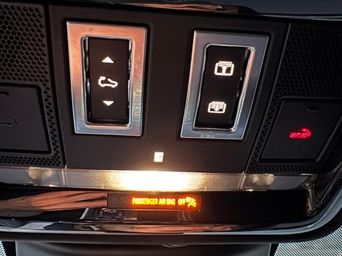 Used 2019 Land Rover Range Rover Sport Supercharged image 22